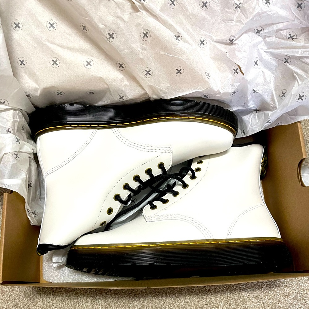 BRAND NEW WHITE DR. MARTENS